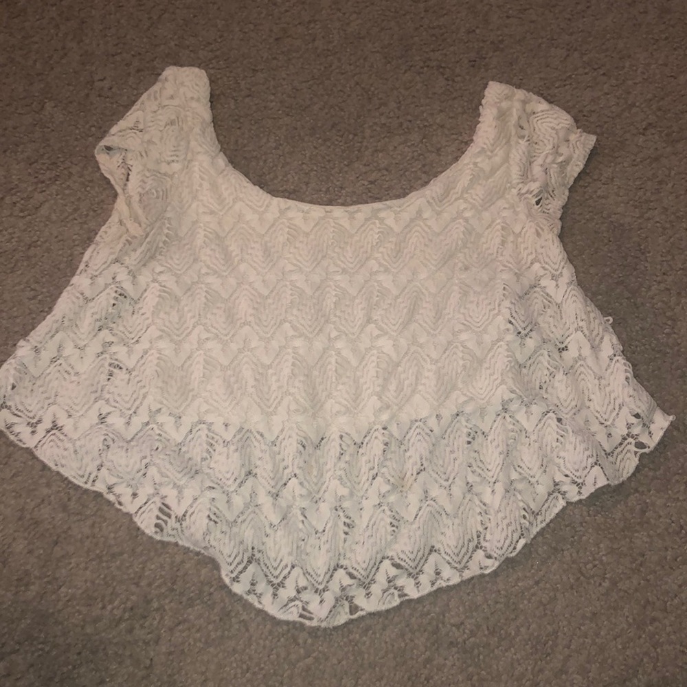 🌸CUTE CROP TOP🌸